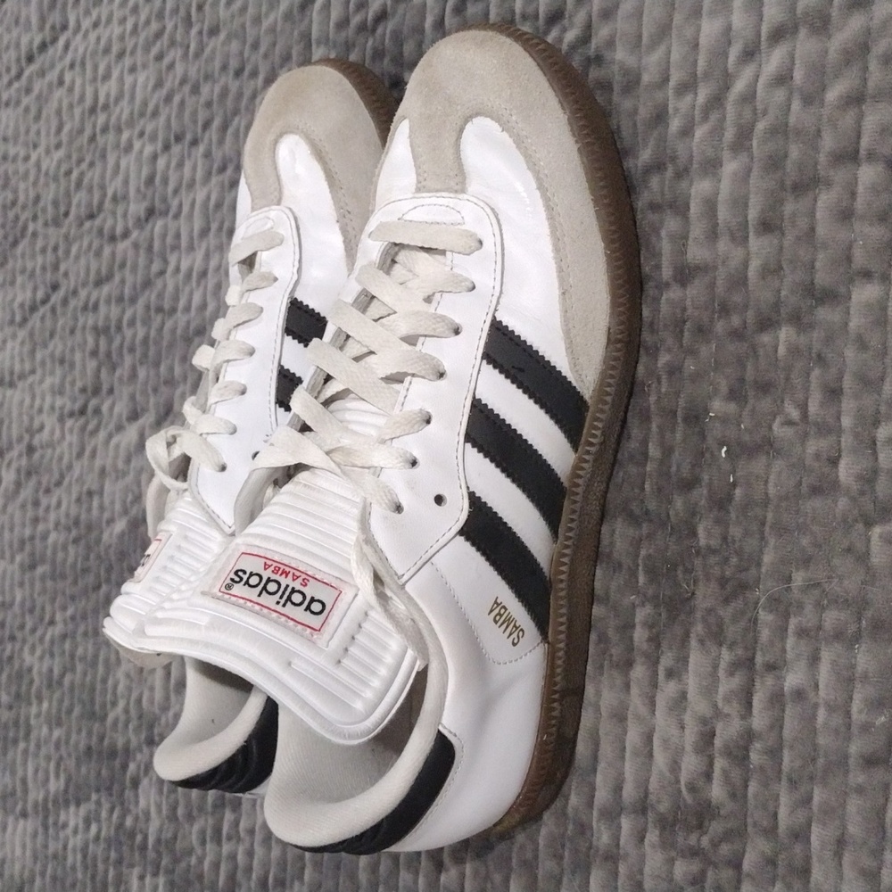 Adidas sambas
